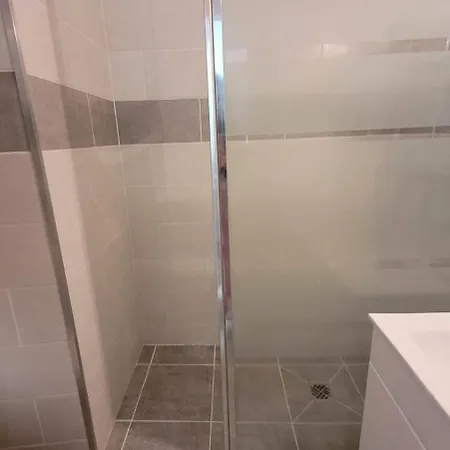 Confortable Avec Climatisation Au Cap D'agde Avec Port, Plages Et Nature Accessible A Pied Agde