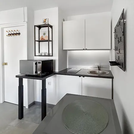 Confortable Avec Climatisation Au Cap D'agde Avec Port, Plages Et Nature Accessible A Pied *